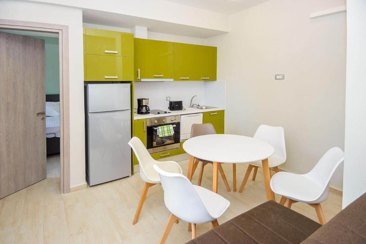 Tzogias Apartments Pan Lassi  Extérieur photo